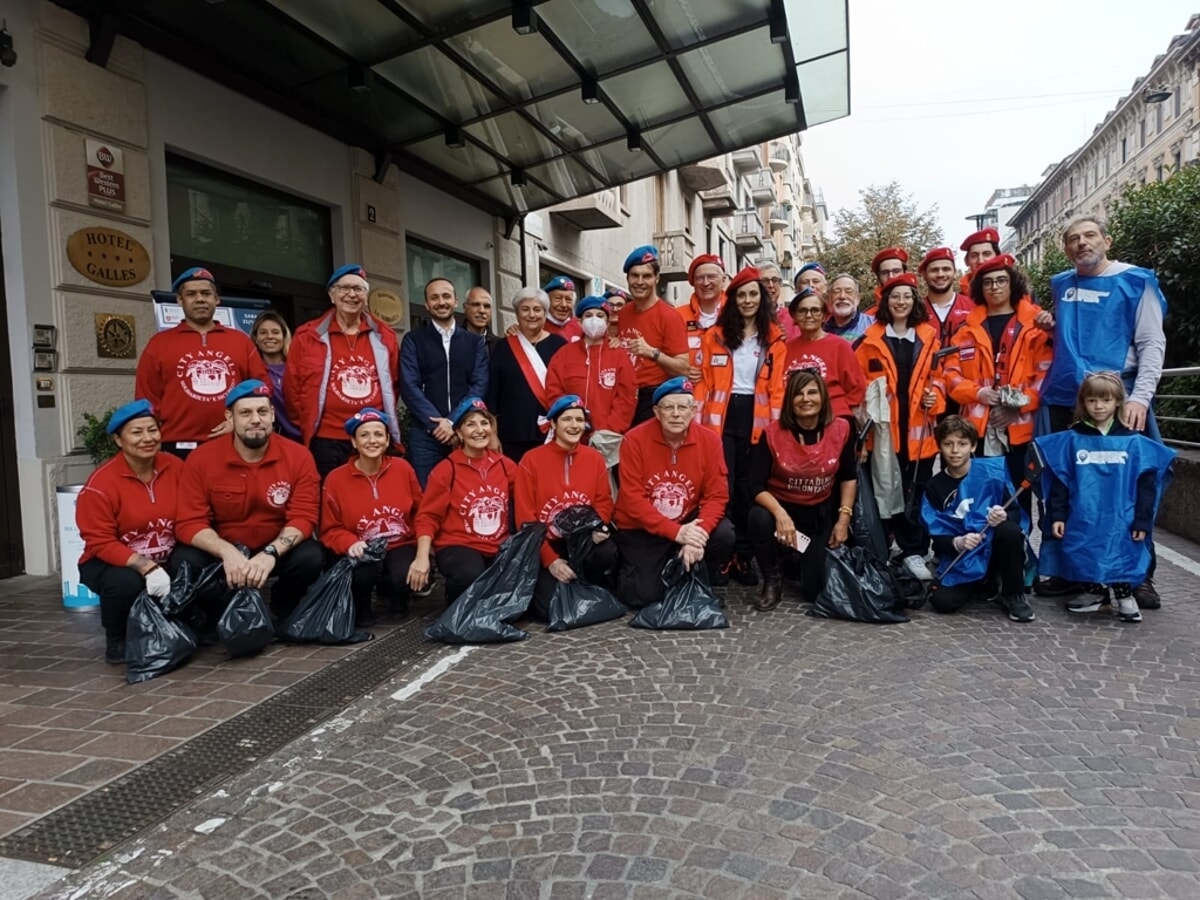 Cleaning day 2022: corso Buenos Aires torna a splendere
