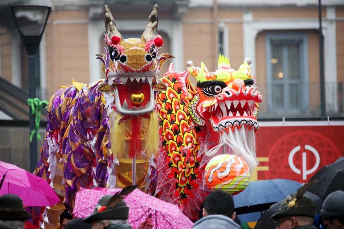 Il capodanno cinese torna a Milano: la parata in centro