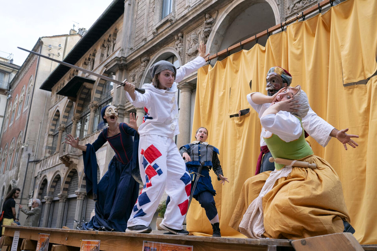 Carnevale 2023, spettacoli no-stop nel cuore di Milano